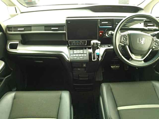 HONDA STEP WAGON 2018