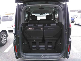HONDA STEP WAGON 2018