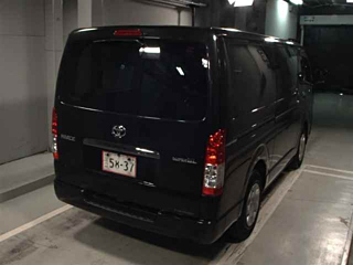 TOYOTA HIACE VAN 2023