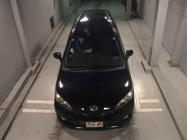 TOYOTA WISH 2011