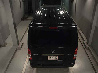TOYOTA HIACE VAN 2023