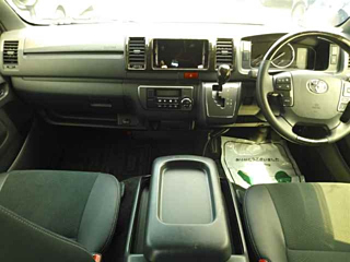 TOYOTA HIACE VAN 2023