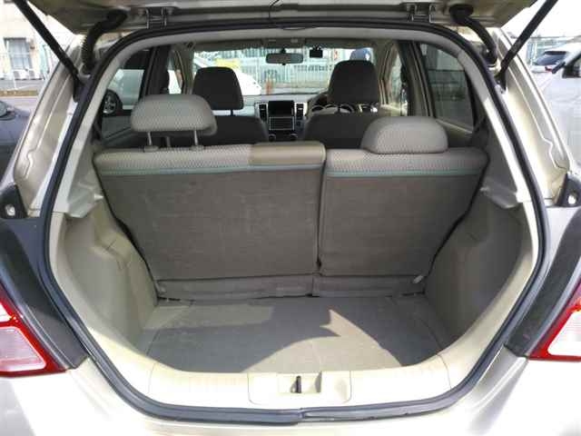 NISSAN TIIDA 2008