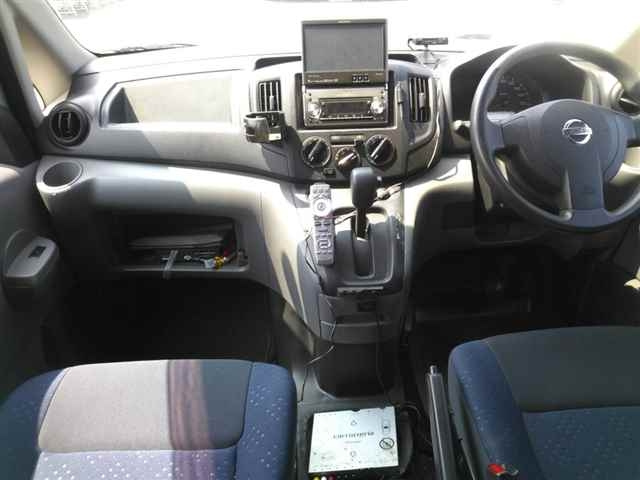 NISSAN NV200 2009