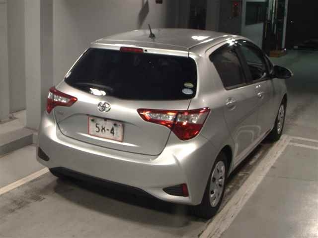 TOYOTA VITZ 2019