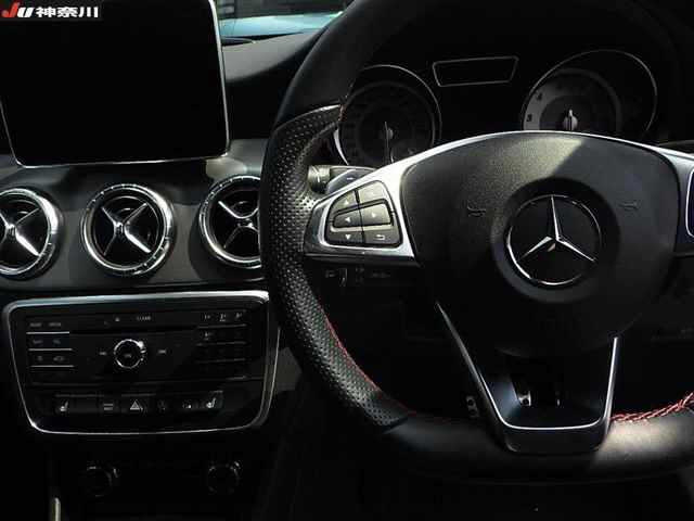 MERCEDES BENZ CLA CLASS 2016