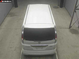 NISSAN SERENA 2010