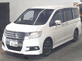 HONDA STEP WAGON 2011