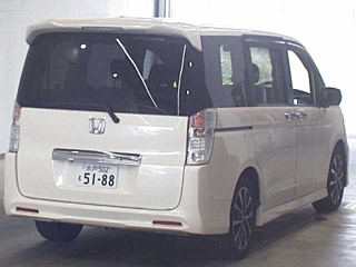 HONDA STEP WAGON 2011