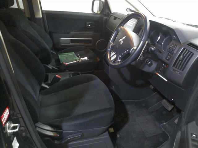 MITSUBISHI DELICA D5 2015