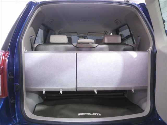 TOYOTA RAUM 2010