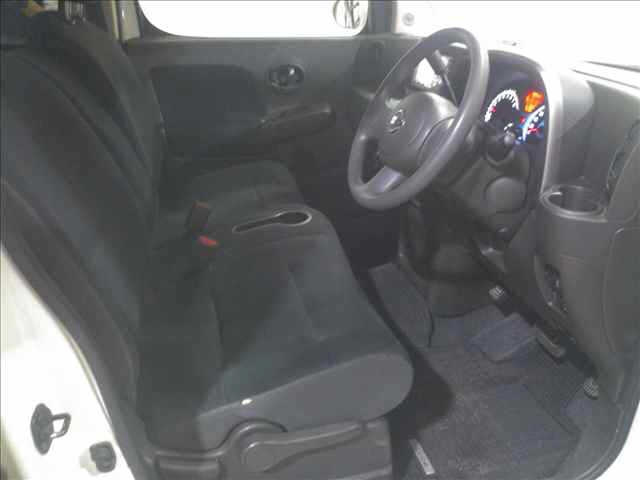 NISSAN CUBE 2010