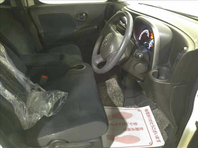 NISSAN CUBE 2010