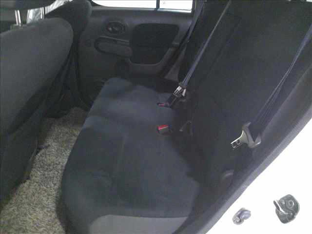 NISSAN CUBE 2010