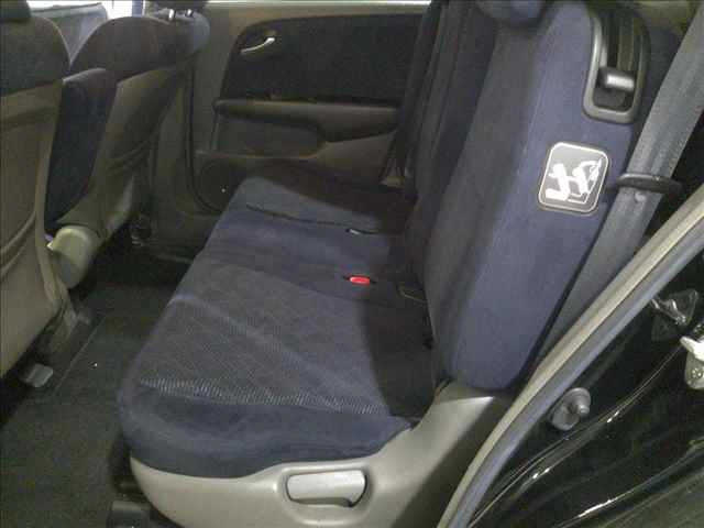 HONDA STREAM 2011