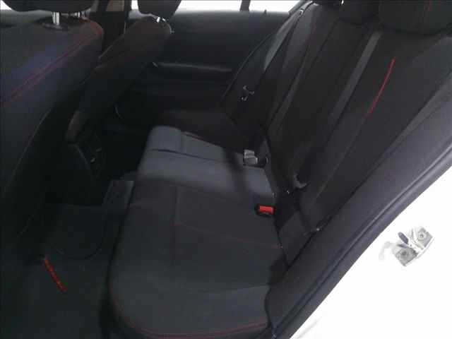 BMW 1 SERIES 2011