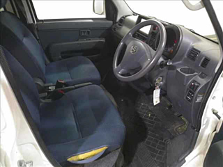 DAIHATSU HIJET VAN 2017