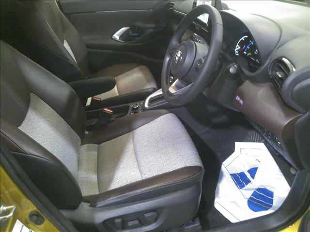 TOYOTA YARIS CROSS 2021