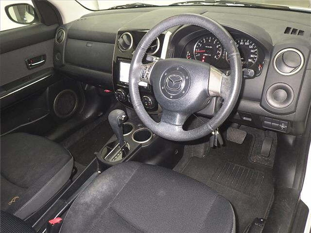 MAZDA VERISA 2013
