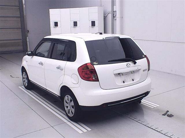 MAZDA VERISA 2013