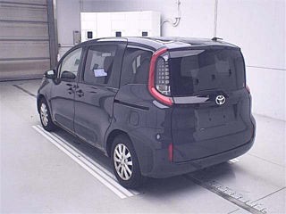 TOYOTA SIENTA 2022