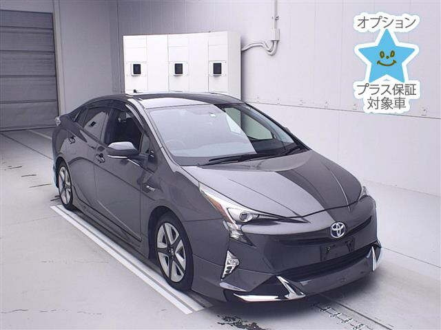 TOYOTA PRIUS 2016