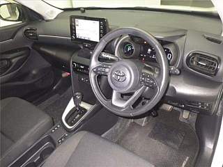 TOYOTA YARIS CROSS 2021