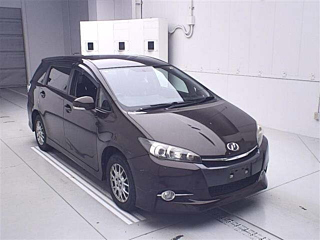 TOYOTA WISH 2012
