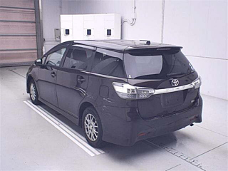 TOYOTA WISH 2012