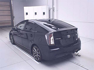 TOYOTA PRIUS 2014