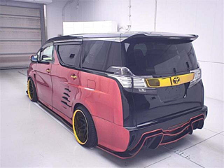 TOYOTA VELLFIRE 2015