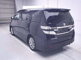 TOYOTA VELLFIRE 2014
