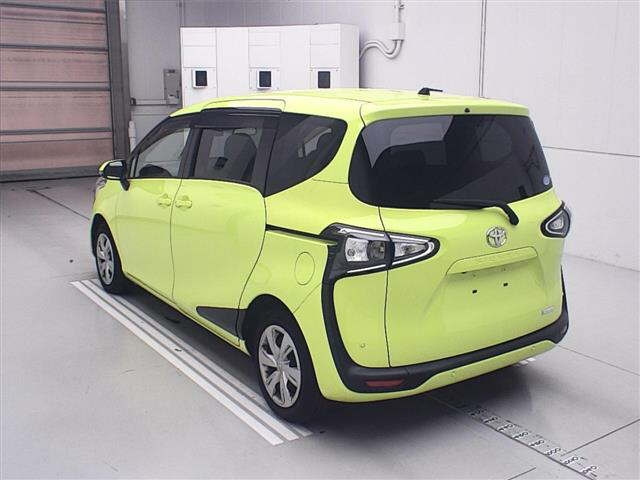 TOYOTA SIENTA 2020