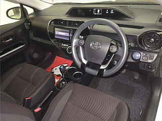 TOYOTA AQUA 2018