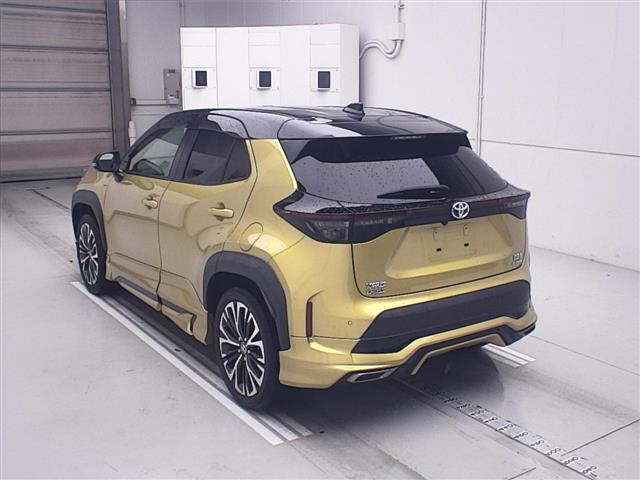 TOYOTA YARIS CROSS 2021