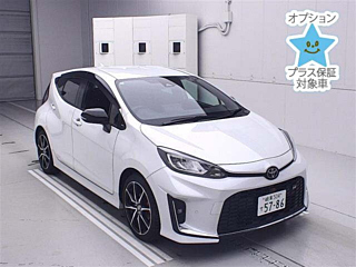 TOYOTA AQUA 2024