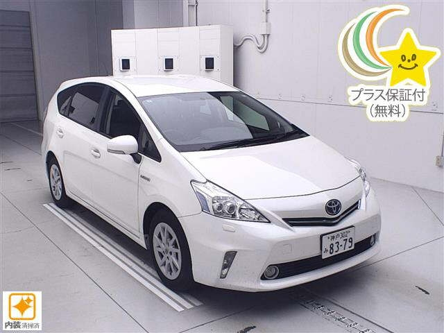TOYOTA PRIUS ALPHA 2014
