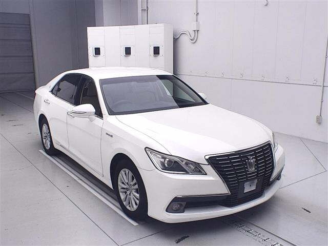 TOYOTA CROWN 2013