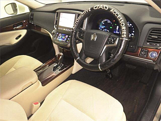 TOYOTA CROWN 2013