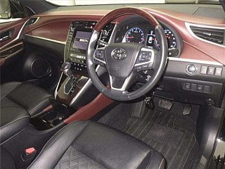 TOYOTA HARRIER 2014