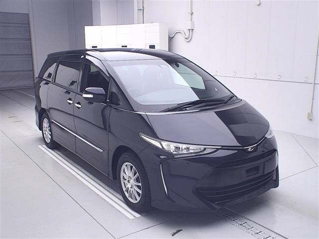 TOYOTA ESTIMA 2018