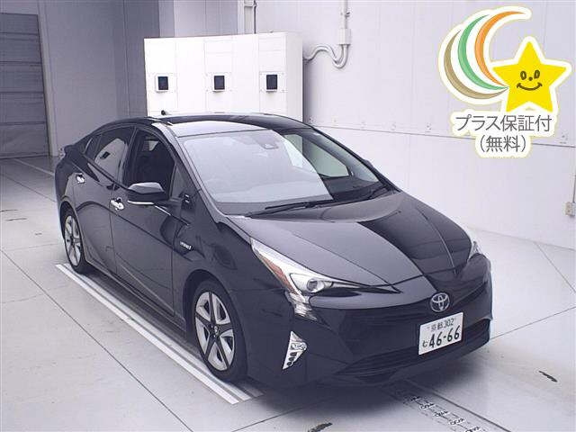 TOYOTA PRIUS 2017