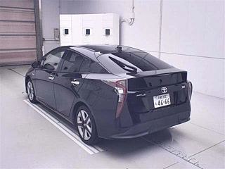 TOYOTA PRIUS 2017