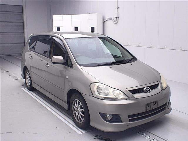TOYOTA IPSUM 2008