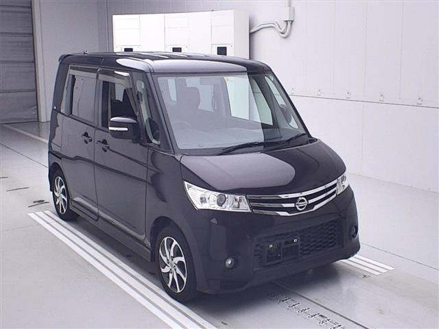 NISSAN ROOX 2012