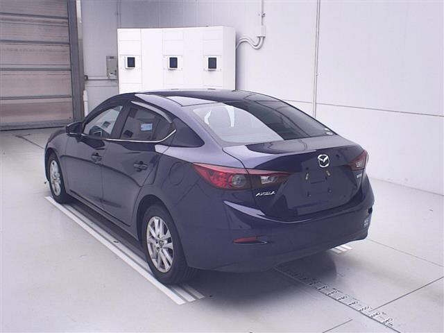 MAZDA AXELA 2018