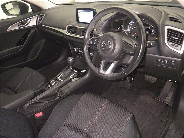 MAZDA AXELA 2018
