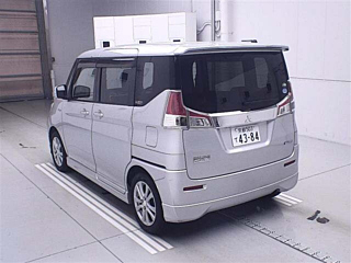 MITSUBISHI DELICA D2 2017