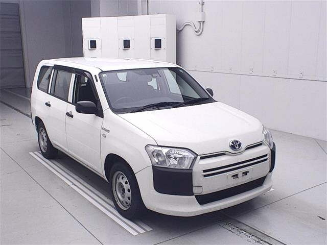 TOYOTA SUCCEED 2019
