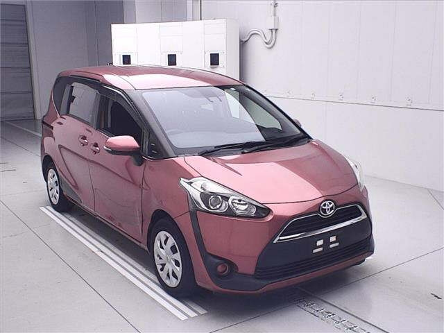 TOYOTA SIENTA 2016